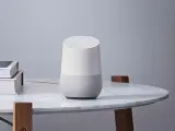 El dispositivo inteligente para el hogar Google Home.