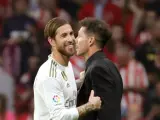 Sergio Ramos y Diego Pablo Simeone, protagonistas del derbi entre Atlético y Real Madrid.