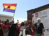 Concha Carretero, detenida junto a las 13 jóvenes socialistas, en un acto organizado por la Fundación Trece Rosas en 2012.