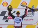 El piloto Alex Márquez, tras proclamarse campeón del mundo de Moto2 en el circuito malasio de Sepang