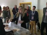 María Pérez votando.