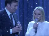 Vídeo: Kristen Bell y Jimmy Fallon cantan TODAS las canciones de Disney