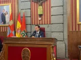 Daniel de la Rosa, alcalde de Burgos, durante la sesión plenaria