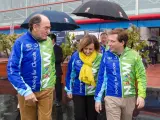 El alcalde de Madrid, José Luis Martínez Almeida recibe a los ciclistas que acuden a la COP25.