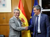 El vicepresidente de Cantabria, Pablo Zuloaga, con el secretario de Estado de Medio Ambiente, Hugo Morán