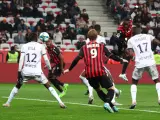 Una jugada del Lille - Toulouse que se disputó sin tecnología de gol.