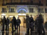 La policía francesa consigue detener la acción.