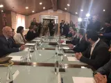 La ministra de Defensa, Margarita Robles, se reúne con el alcalde de Los Alcázares, Mario Cervera