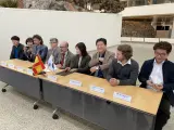 El consejero de Cultura, Javier Ortega, en el Museo de la Evolución Humana, en Burgos, donde ha firmado un convenio con una delegación surcoreana.