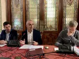 El delegado de Hábitat Urbano, Cultura y Turismo de Sevilla, Antonio Muñoz, durante la rueda de prensa tras el consejo de Urbanismo