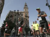 Maratón Zurich Sevilla en la Av. de la Constitución.