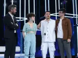 Roberto Leal y los nominados de la Gala 5, Anne, Bruno y Flavio.