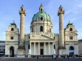 La iglesia de San Carlos Borromeo es una de las im&aacute;genes m&aacute;s ic&oacute;nicas de Viena