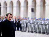 El presidente de la República Francesa, Emmanuel Macron, en un funeral este viernes en París.