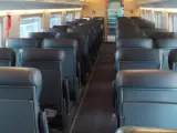 Imagen que muestra un vagón sin viajeros en un AVE que hace el recorrido de Zaragoza a Madrid.
