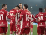 Los jugadores de la UD Almería celebran un gol.