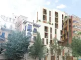 El edificio de vivienda pública en la avenida Vallcarca de Barcelona, que tendrá 14 pisos de 'alquiler asequible'.