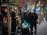 Militares de la UME preparados para la desinfección de una residencia, a 3 de abril de 2020 (ARCHIVO)