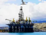 Plataforma petrolífera Ocean Confidence atracada en Almería