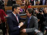 Pedro S&aacute;nchez y Pablo Iglesias, tras la sesi&oacute;n de investidura