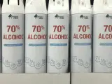 Con la actual crisis sanitaria ocasionada por el coronavirus, Mercadona, junto con el proveedor Francisco Aragón, ha puesto a la venta en todos sus supermercados un desinfectante en spray, del que se venden alrededor de 50.000 unidades al día.