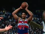 Wes Unseld, durante un partido con los Bullets