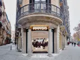 Tienda de Mango en Canuda, Barcelona.