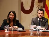 La consellera de la Presidencia y portavoz del Govern, Meritxell Budó, y el vicepresidente y conseller de Economia, Pere Aragonès, en una imagen de archivo.