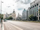 Aunque tradicionalmente la capital no ha sido un lugar muy propicio para la bici, lo cierto es que en los &uacute;ltimos a&ntilde;os la situaci&oacute;n ha cambiado. Cada vez hay m&aacute;s carriles bici, m&aacute;s estaciones y m&aacute;s opciones de transporte ecol&oacute;gico en la urbe.