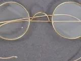 Unas gafas de Mahatma Gandhi subastadas.