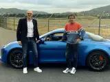 Fernando Alonso y Bruce Pillard, director de márketing de Alpine