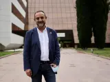 Luis Barriga (Torrelavega, 1966) llevaba apenas unas semanas en el cargo de director general del Imserso cuando se vio sorprendido por la irrupci&oacute;n de la pandemia y tuvo que gestionar la vuelta de miles de pensionistas que disfrutaban de uno de los viajes del instituto. Hace unos d&iacute;as, el Gobierno confirm&oacute; que esos viajes se cancelan para esta temporada, y aunque Barriga no da fechas para su reanudaci&oacute;n, s&iacute; explica que tendr&aacute; que ser muy progresiva.