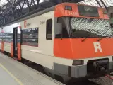 Tren de cercanías en la estación de Lleida