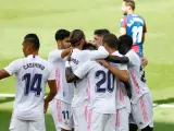 El Real Madrid celebra el gol de Vinícius.