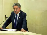 El presidente de Cantabria, Miguel Ángel Revilla, interviene en el Pleno del Parlamento