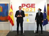 Pedro S&aacute;nchez y Pablo Iglesias, durante la presentaci&oacute;n del anteproyecto de Presupuestos