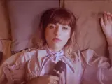 La cantante Maialen en el videoclip de 'Fusión del núcleo'.