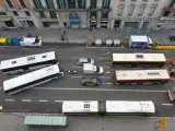 Autobuses saturan la Ronda Universitat de Barcelona, en una imagen de archivo.