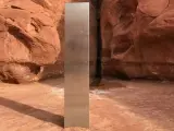 Imagen del monolito metálico descubierto en el desierto de Utah.