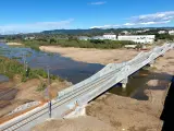 El nuevo puente entre Malgrat y Blanes sobre el río Tordera.
