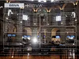 El Ibex 35 comienza la semana desde el nivel de los 8.300 puntos.