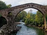 Puente de Cangas de On&iacute;s, en Asturias.