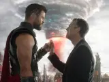 Chris Hemsworth y Mark Ruffalo en 'Thor: Ragnarok'