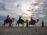 Los Reyes Magos de Oriente llegan a la playa de Malascañas