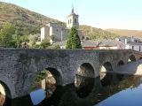 El peque&ntilde;o municipio berciana de Molinaseca, situado a poca distancia de Ponferrada, desprende ambiente medieval en cada rinc&oacute;n e invita a pasear sin prisas por sus callejas.