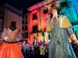 El espect&aacute;culo 'K'Arriba l'Arribo!' del Carnaval de Barcelona (imagen de archivo)