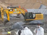 Continúan las labores de búsqueda en el vertedero de Zaldíbar, un año después del derrumbe