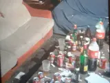 Bebidas en la fiesta ilegal que celebraban nueve personas en Almazán (Soria).