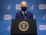 El presidente de EE UU, Joe Biden, en la sede de los Institutos Nacionales de la Salud, en Bethesda, Maryland.