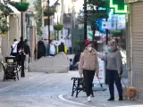 Imagen de archivo de personas paseando por Gibraltar.